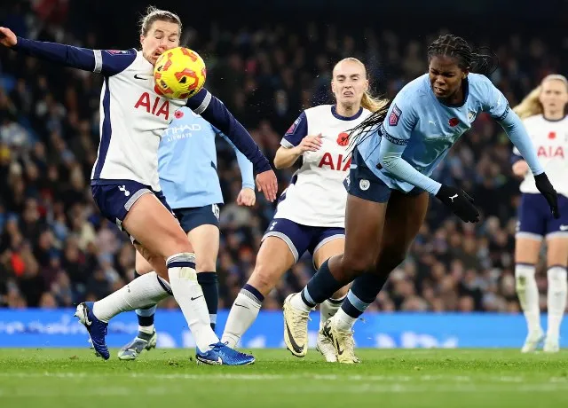 Khadija Shaw's hat-trick powers Man City past Tottenham